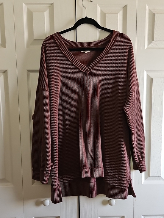 Maurices Tops - Maurices Ribbed V-Neck Tunic Top - Burgundy